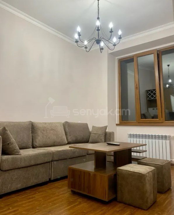 3 Սենյականոց Բնակարան Քարե Շենքում, 57քմ, 7/10 հարկ, Կապիտալ Վերանորոգված, Կահավորված, Արևկող
