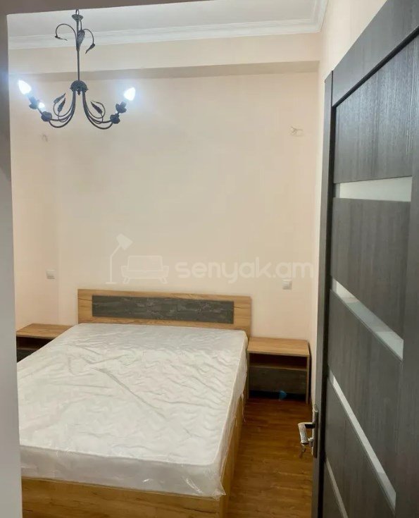 3 Սենյականոց Բնակարան Քարե Շենքում, 57քմ, 7/10 հարկ, Կապիտալ Վերանորոգված, Կահավորված, Արևկող