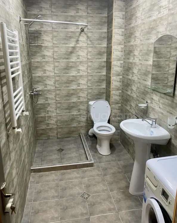 3 Սենյականոց Բնակարան Քարե Շենքում, 57քմ, 7/10 հարկ, Կապիտալ Վերանորոգված, Կահավորված, Արևկող