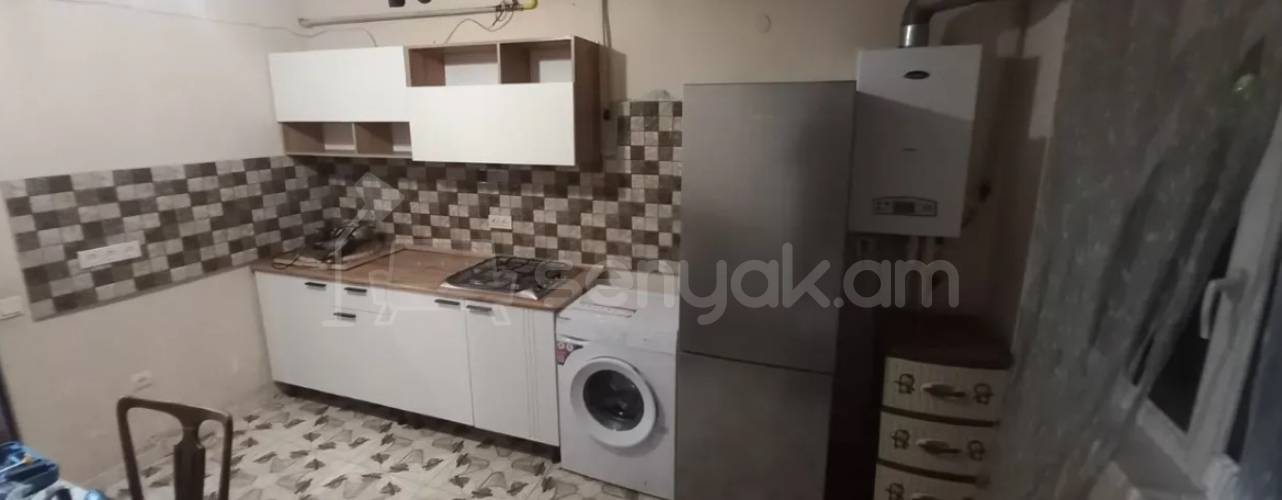 4 Սենյականոց Բնակարան, 96քմ, 2/10 հարկ, Կապիտալ Վերանորոգված, Կահավորված