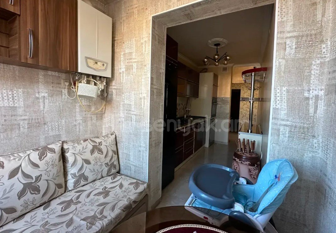 2 Սենյականոց Բնակարան, 67քմ, 9/10 հարկ, Կապիտալ Վերանորոգված, Կահավորված, Արևկող