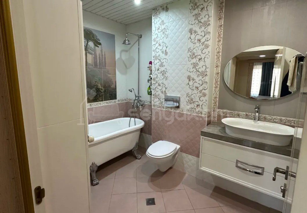 2 Սենյականոց Բնակարան, 67քմ, 9/10 հարկ, Կապիտալ Վերանորոգված, Կահավորված, Արևկող