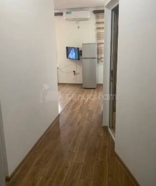 2 Սենյականոց Բնակարան Քարե Շենքում, 35քմ, 4/4 հարկ, Կապիտալ Վերանորոգված, Կահավորված
