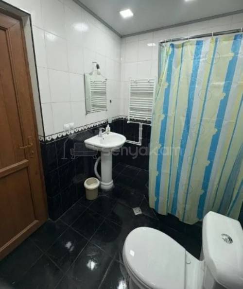 3 Սենյականոց Բնակարան, 81քմ, 11/11 հարկ, Կապիտալ Վերանորոգված, Կահավորված