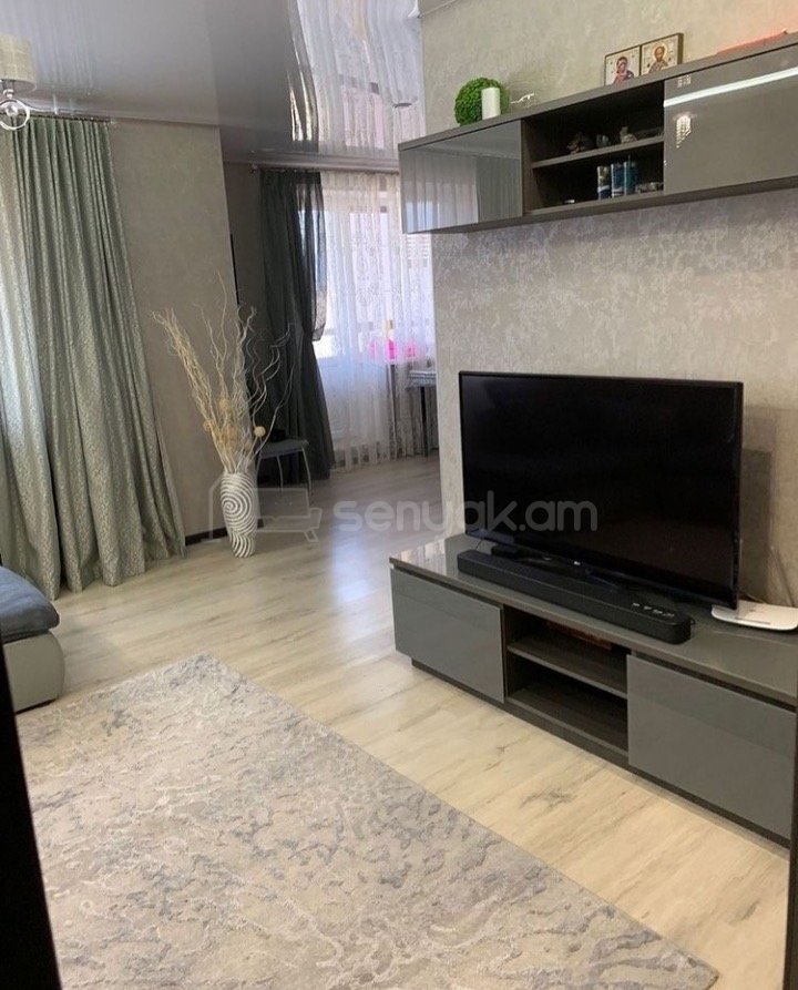 2 Սենյականոց Բնակարան, 55քմ, 3/5 հարկ, Կապիտալ Վերանորոգված