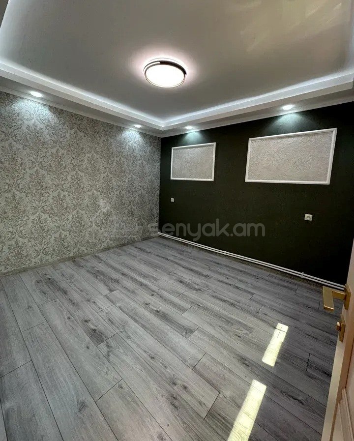 2 Սենյականոց Բնակարան Քարե Շենքում, 57քմ, 2/5 հարկ, Կապիտալ Վերանորոգված