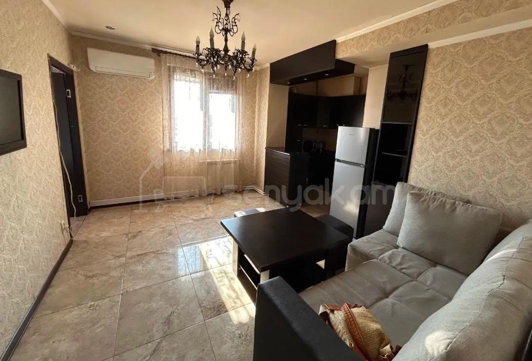 3 Սենյականոց Բնակարան, 50քմ, 4/9 հարկ, Կապիտալ Վերանորոգված, Կահավորված, Արևկող