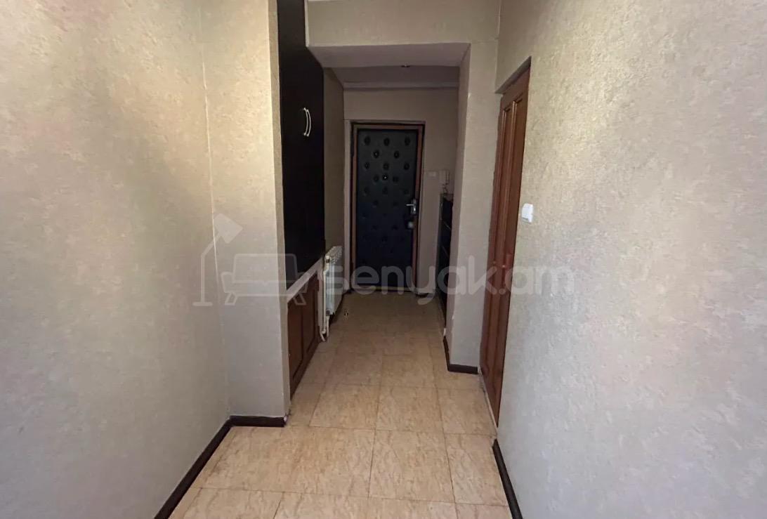 3 Սենյականոց Բնակարան, 50քմ, 4/9 հարկ, Կապիտալ Վերանորոգված, Կահավորված, Արևկող