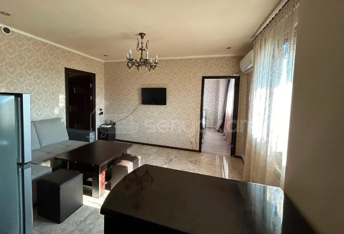 3 Սենյականոց Բնակարան, 50քմ, 4/9 հարկ, Կապիտալ Վերանորոգված, Կահավորված, Արևկող