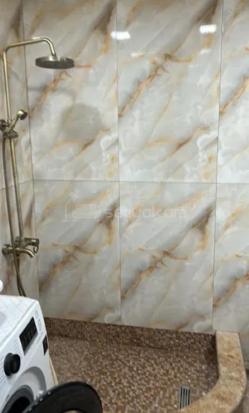 3 Սենյականոց Բնակարան Քարե Շենքում, 73քմ, 2/4 հարկ, Կապիտալ Վերանորոգված, Կահավորված, Արևկող