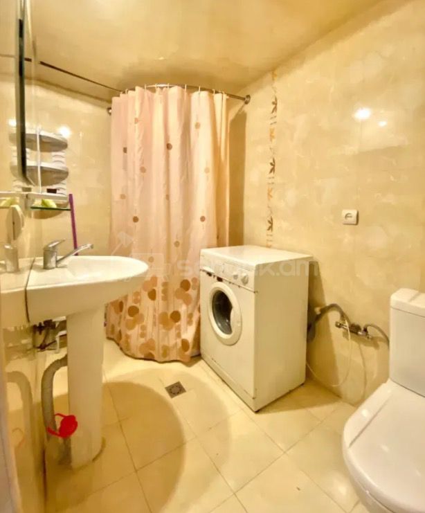 3 Սենյականոց Բնակարան, 60քմ, 5/14 հարկ, Դիզայներական Վերանորոգված, Կահավորված, Արևկող