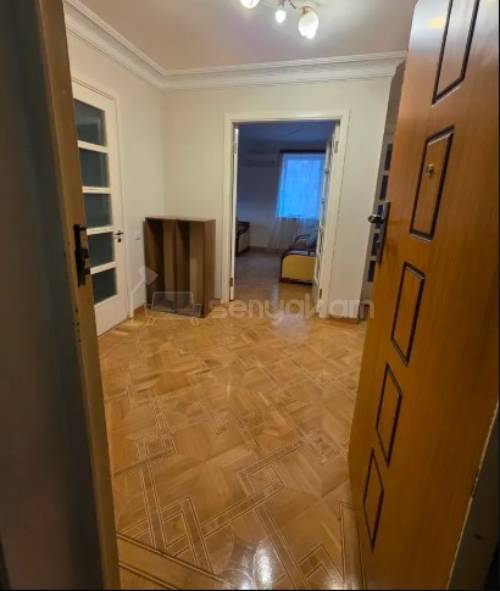 3 Սենյականոց Բնակարան Քարե Շենքում, 75քմ, 3/6 հարկ, Կապիտալ Վերանորոգված, Կահավորված, Արևկող