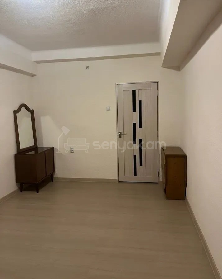 3 Սենյականոց Բնակարան, 93քմ, 2/9 հարկ, Կապիտալ Վերանորոգված, Կահավորված