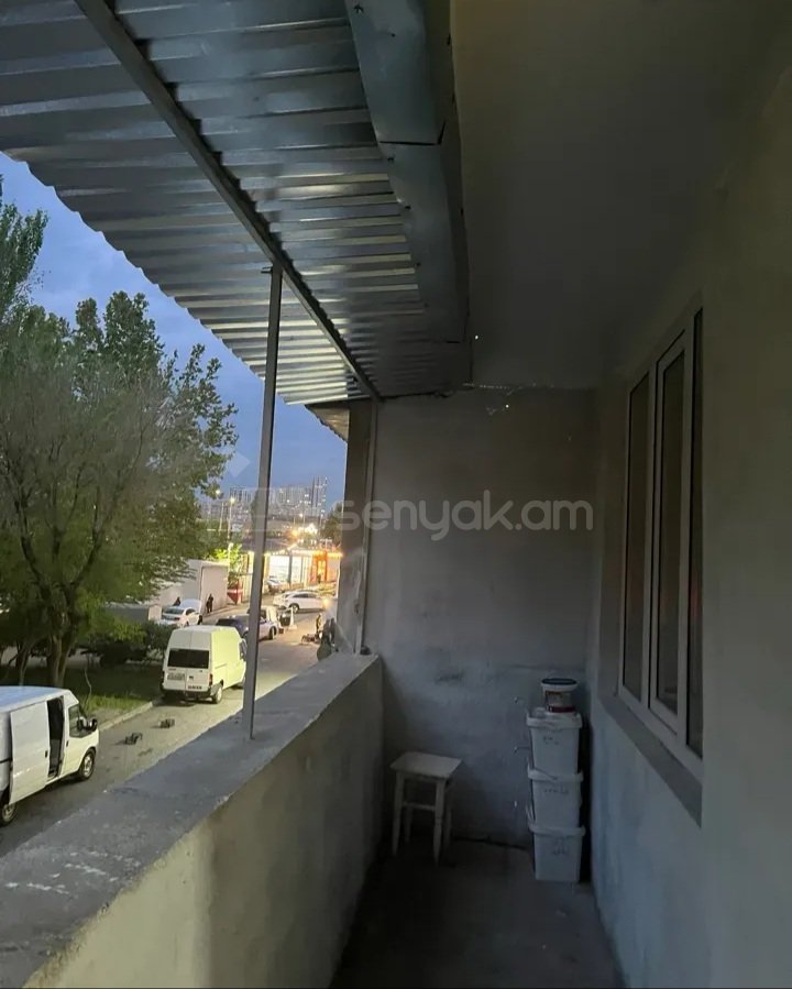 3 Սենյականոց Բնակարան, 93քմ, 2/9 հարկ, Կապիտալ Վերանորոգված, Կահավորված