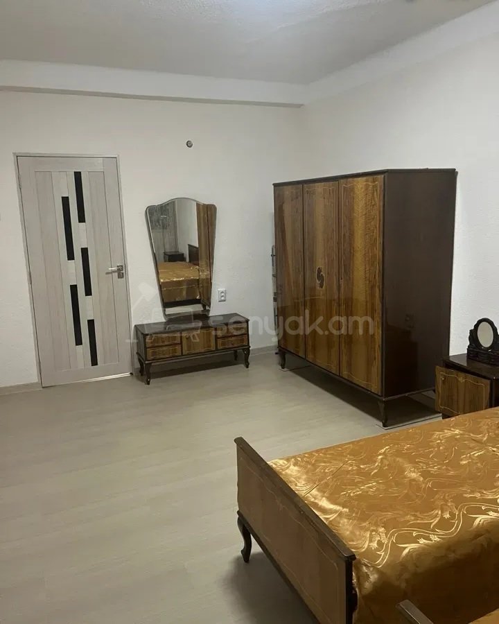 3 Սենյականոց Բնակարան, 93քմ, 2/9 հարկ, Կապիտալ Վերանորոգված, Կահավորված
