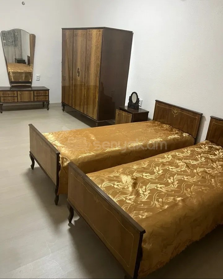 3 Սենյականոց Բնակարան, 93քմ, 2/9 հարկ, Կապիտալ Վերանորոգված, Կահավորված