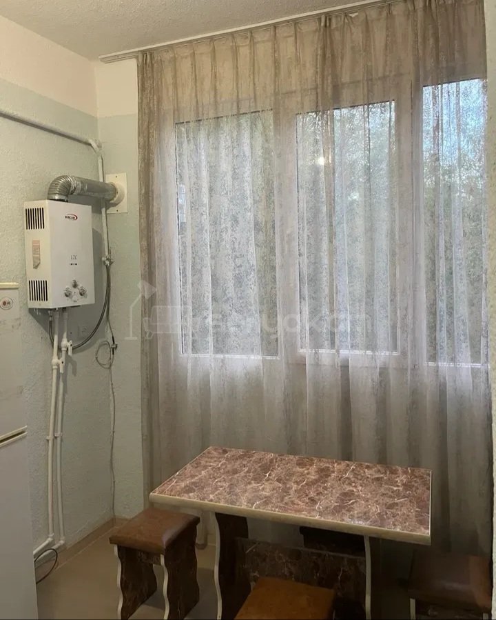 3 Սենյականոց Բնակարան, 93քմ, 2/9 հարկ, Կապիտալ Վերանորոգված, Կահավորված