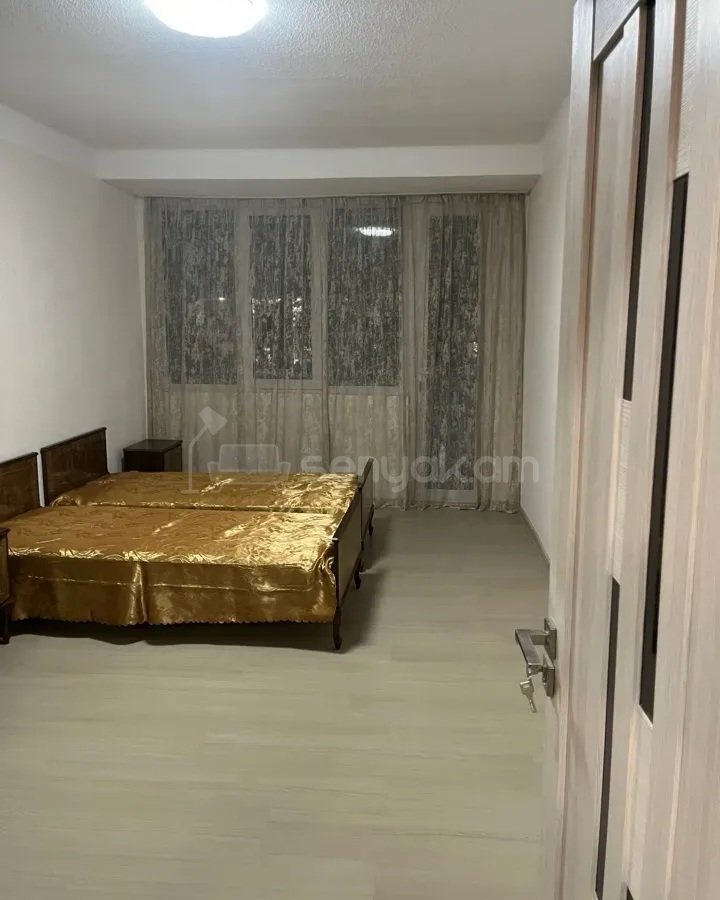 3 Սենյականոց Բնակարան, 93քմ, 2/9 հարկ, Կապիտալ Վերանորոգված, Կահավորված