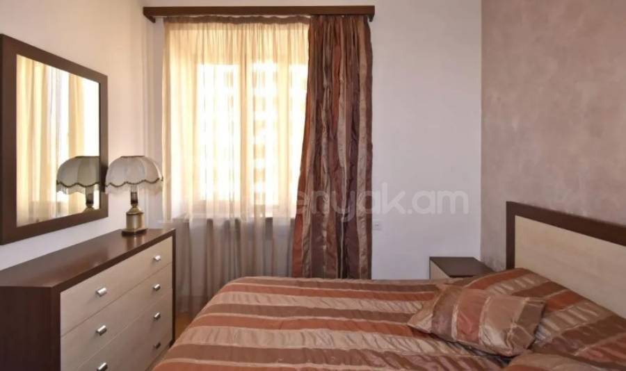 2 Սենյականոց Բնակարան, 42քմ, 11/14 հարկ, Կապիտալ Վերանորոգված, Կահավորված, Արևկող