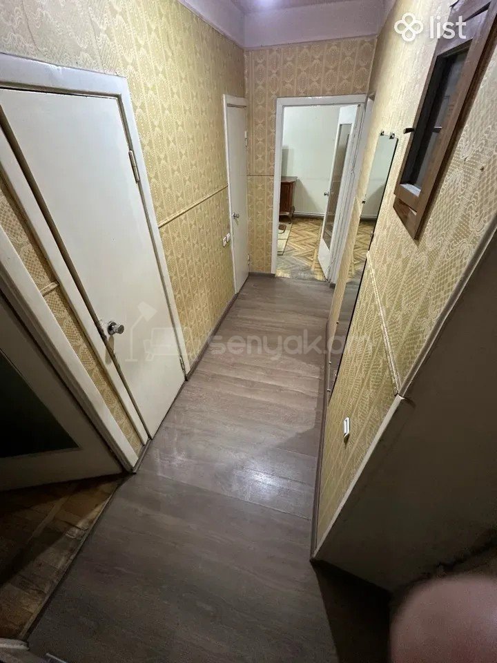 4 Սենյականոց Բնակարան Քարե Շենքում, 95քմ, 4/5 հարկ, Կոսմետիկ Վերանորոգված, Կահավորված, Արևկող