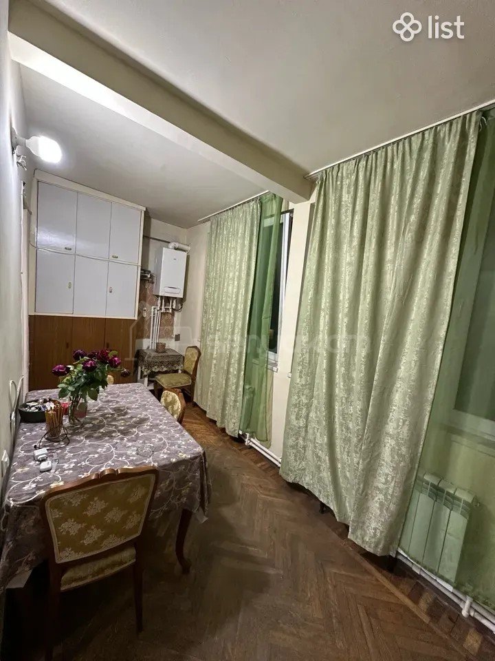 4 Սենյականոց Բնակարան Քարե Շենքում, 95քմ, 4/5 հարկ, Կոսմետիկ Վերանորոգված, Կահավորված, Արևկող
