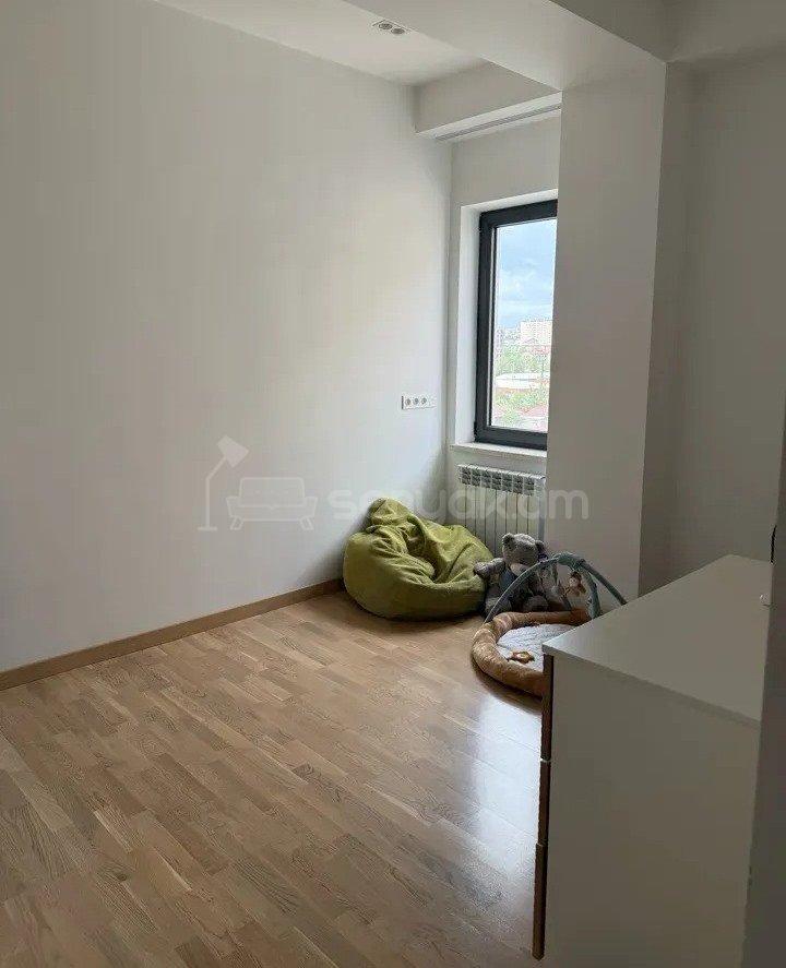 3 Սենյականոց Բնակարան Նորակառույցում, 84քմ, 12/16 հարկ, Դիզայներական Վերանորոգված