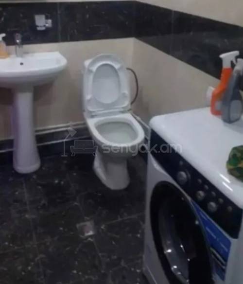 2 Սենյականոց Բնակարան Քարե Շենքում, 58քմ, 1/5 հարկ, Դիզայներական Վերանորոգված, Կահավորված, Արևկող