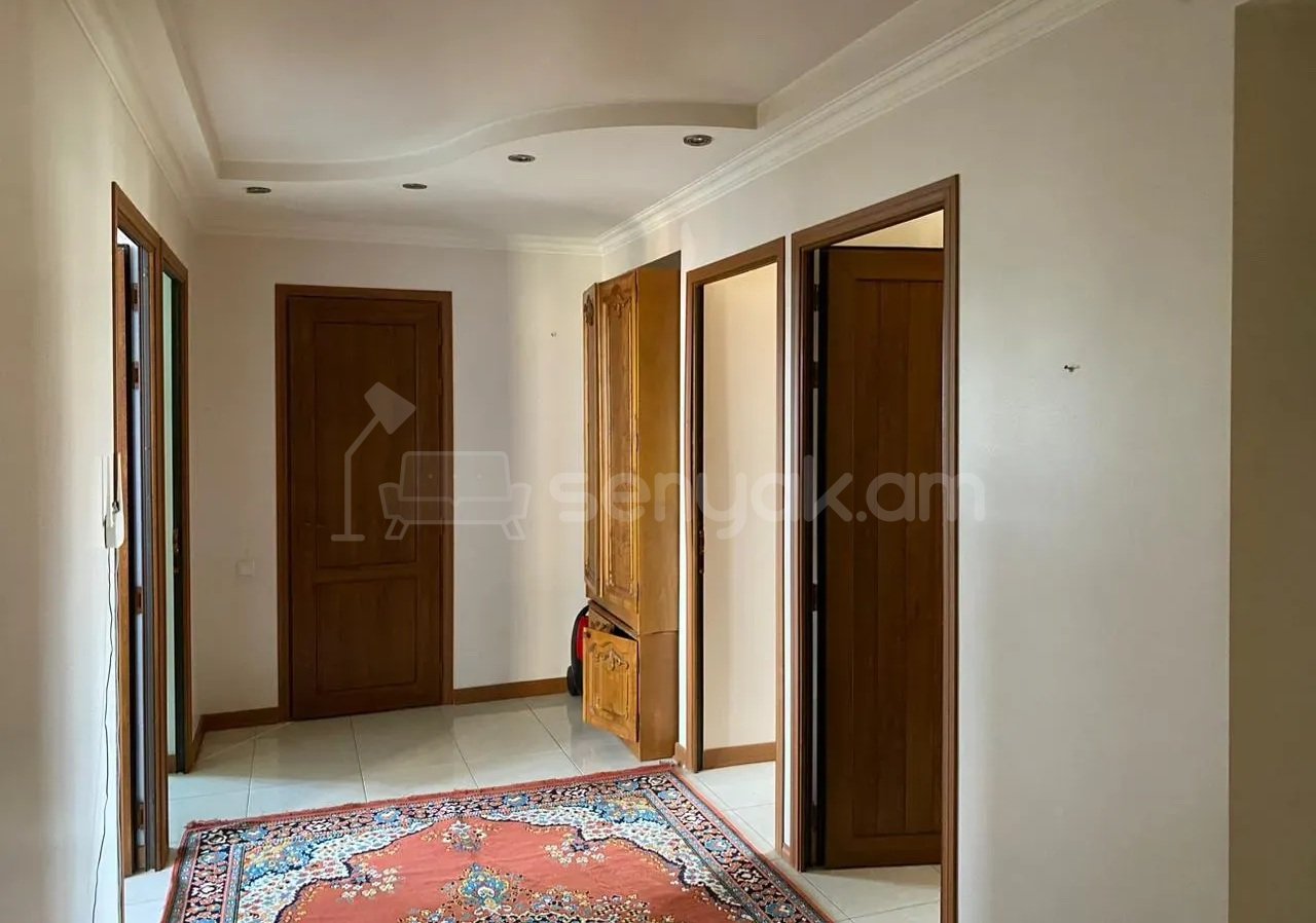 3 Սենյականոց Բնակարան, 76քմ, 9/9 հարկ, Կապիտալ Վերանորոգված, Կահավորված, Արևկող