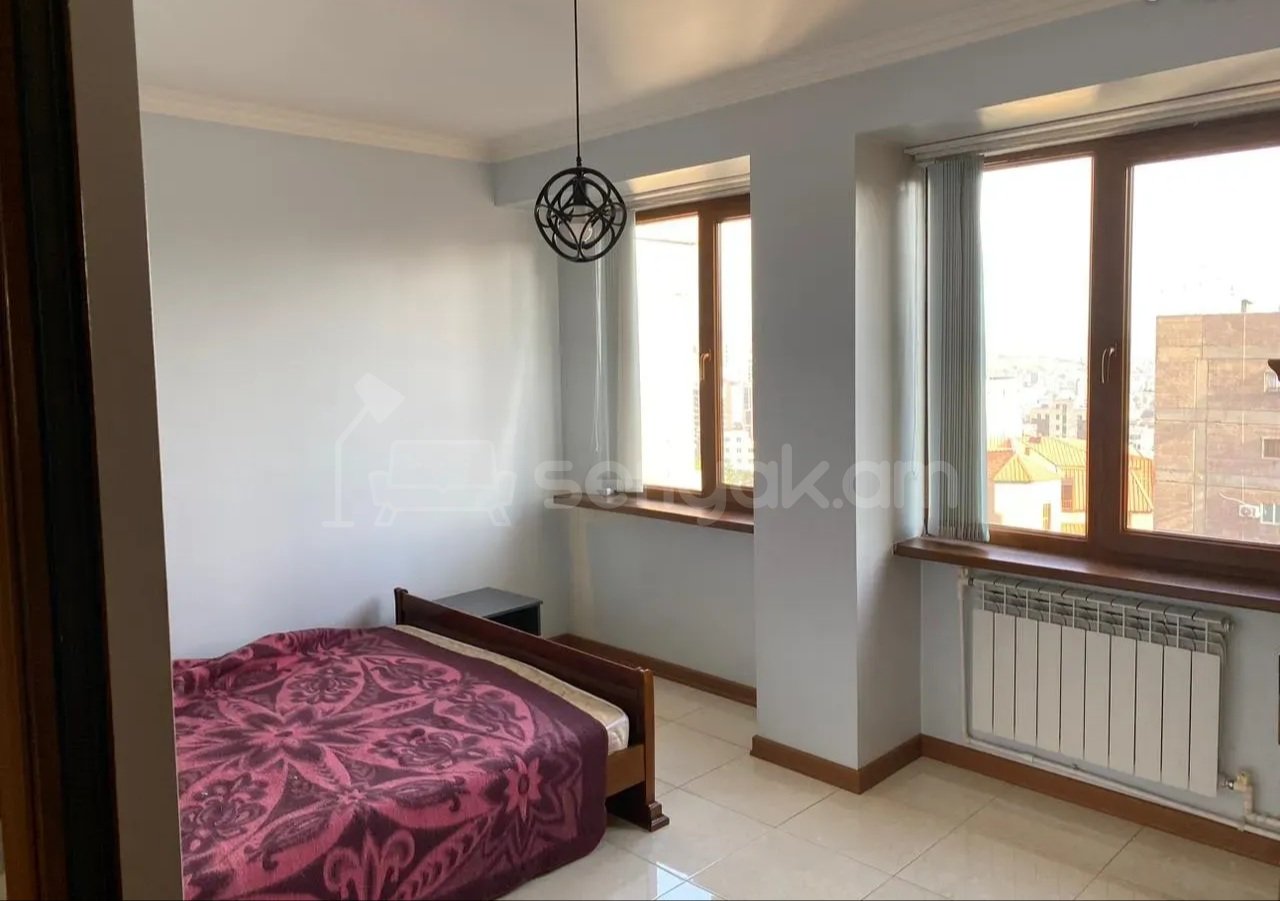3 Սենյականոց Բնակարան, 76քմ, 9/9 հարկ, Կապիտալ Վերանորոգված, Կահավորված, Արևկող