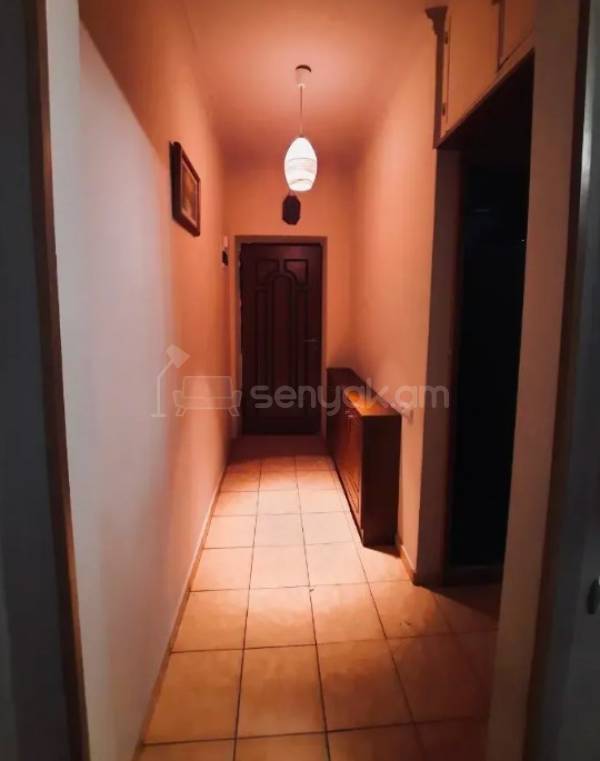 3 Սենյականոց Բնակարան Քարե Շենքում, 74քմ, 4/4 հարկ, Կապիտալ Վերանորոգված, Կահավորված, Արևկող
