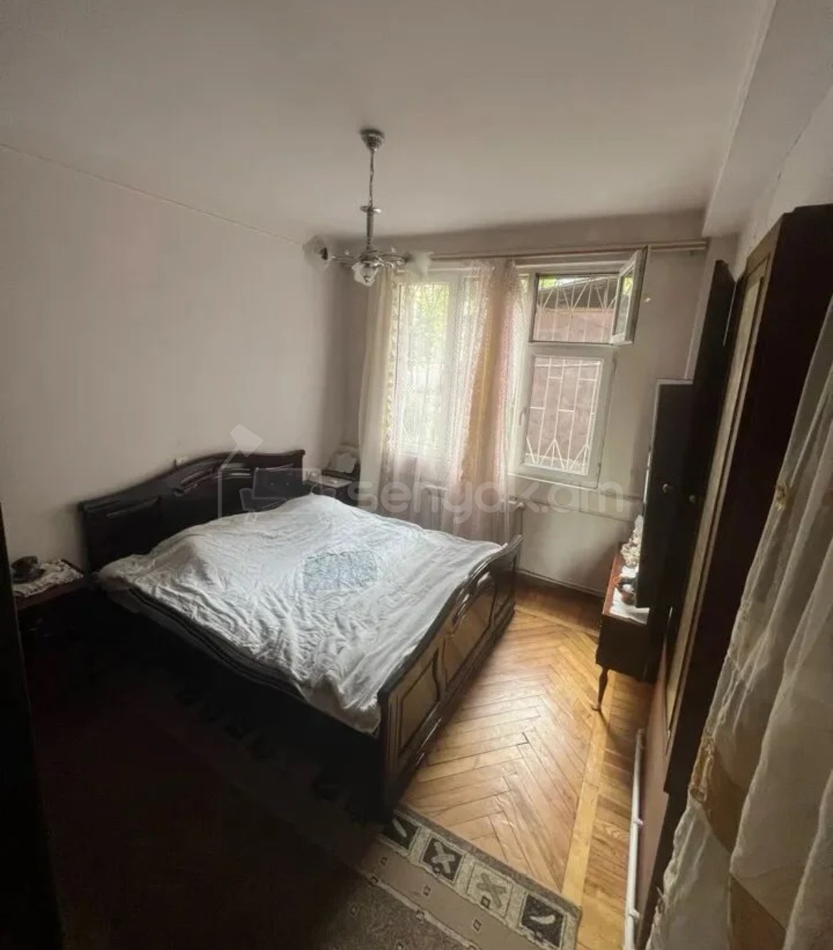 3 Սենյականոց Բնակարան Քարե Շենքում, 93քմ, 2/5 հարկ, Կոսմետիկ Վերանորոգված