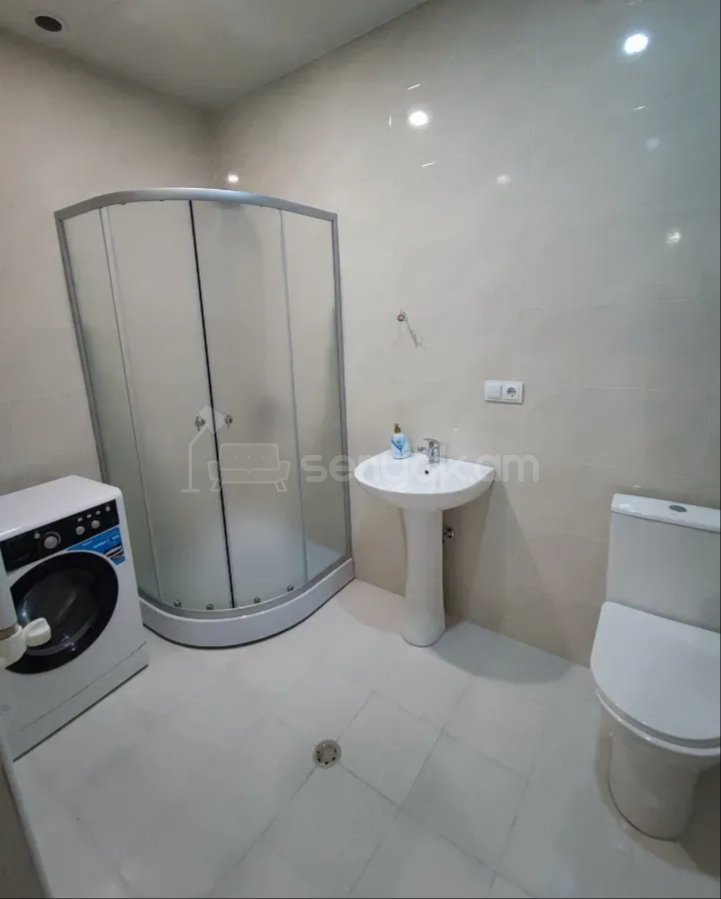 3 Սենյականոց Բնակարան Նորակառույցում, 100քմ, 9/17 հարկ, Կապիտալ Վերանորոգված, Կահավորված, Արևկող