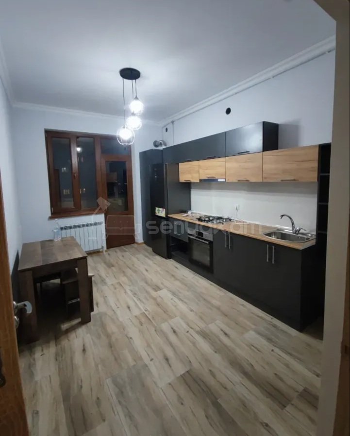 3 Սենյականոց Բնակարան Նորակառույցում, 100քմ, 9/17 հարկ, Կապիտալ Վերանորոգված, Կահավորված, Արևկող