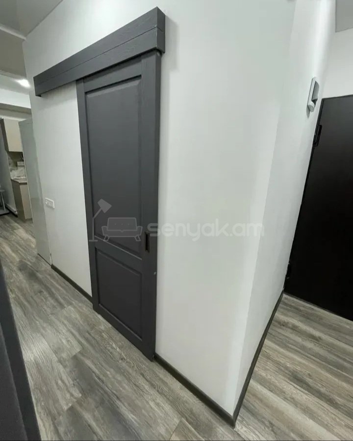 3 Սենյականոց Բնակարան, 67քմ, 8/9 հարկ, Կապիտալ Վերանորոգված, Կահավորված