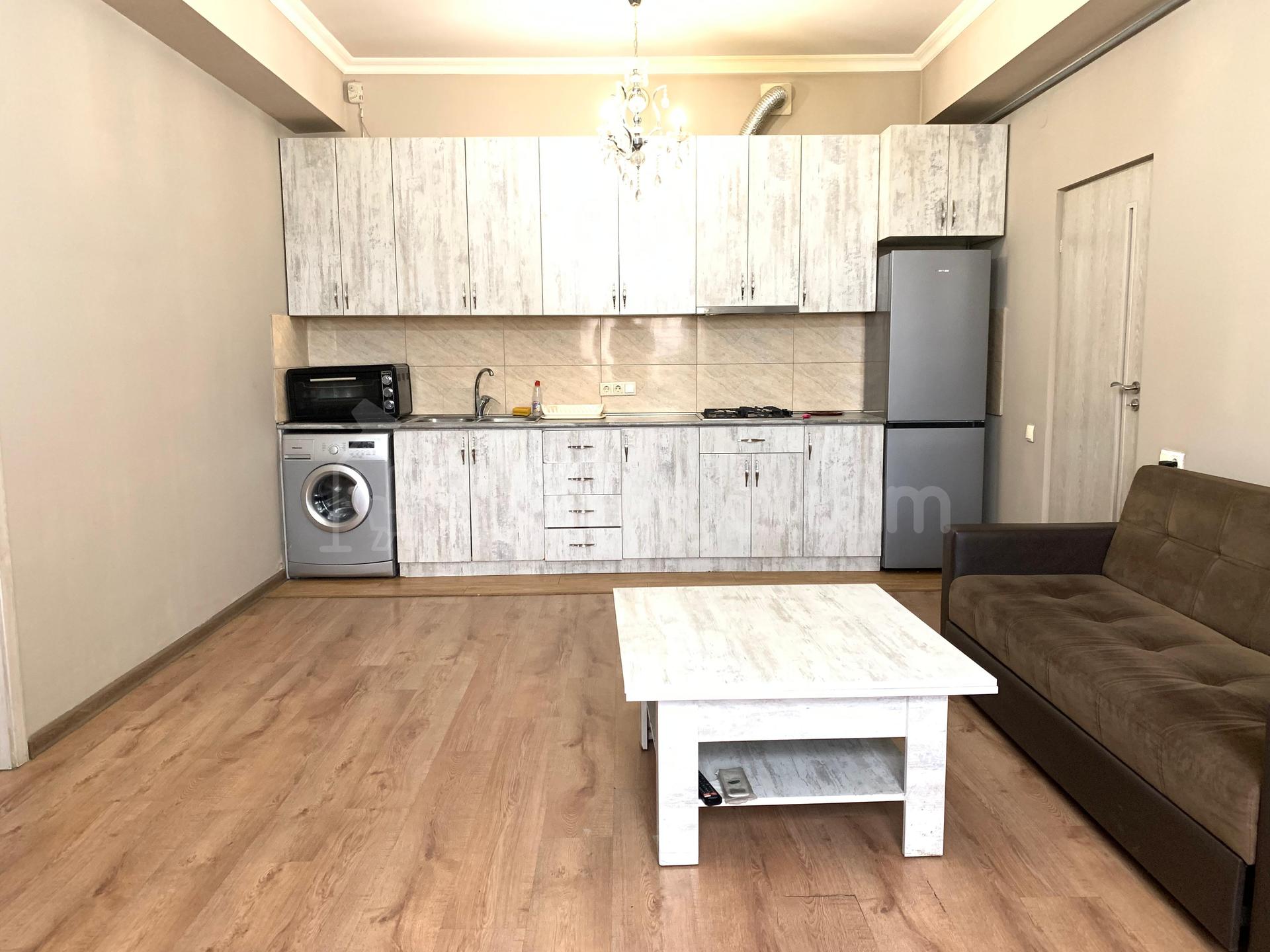 3 Սենյականոց Բնակարան Նորակառույցում, 90քմ, 2/15 հարկ, Կապիտալ Վերանորոգված