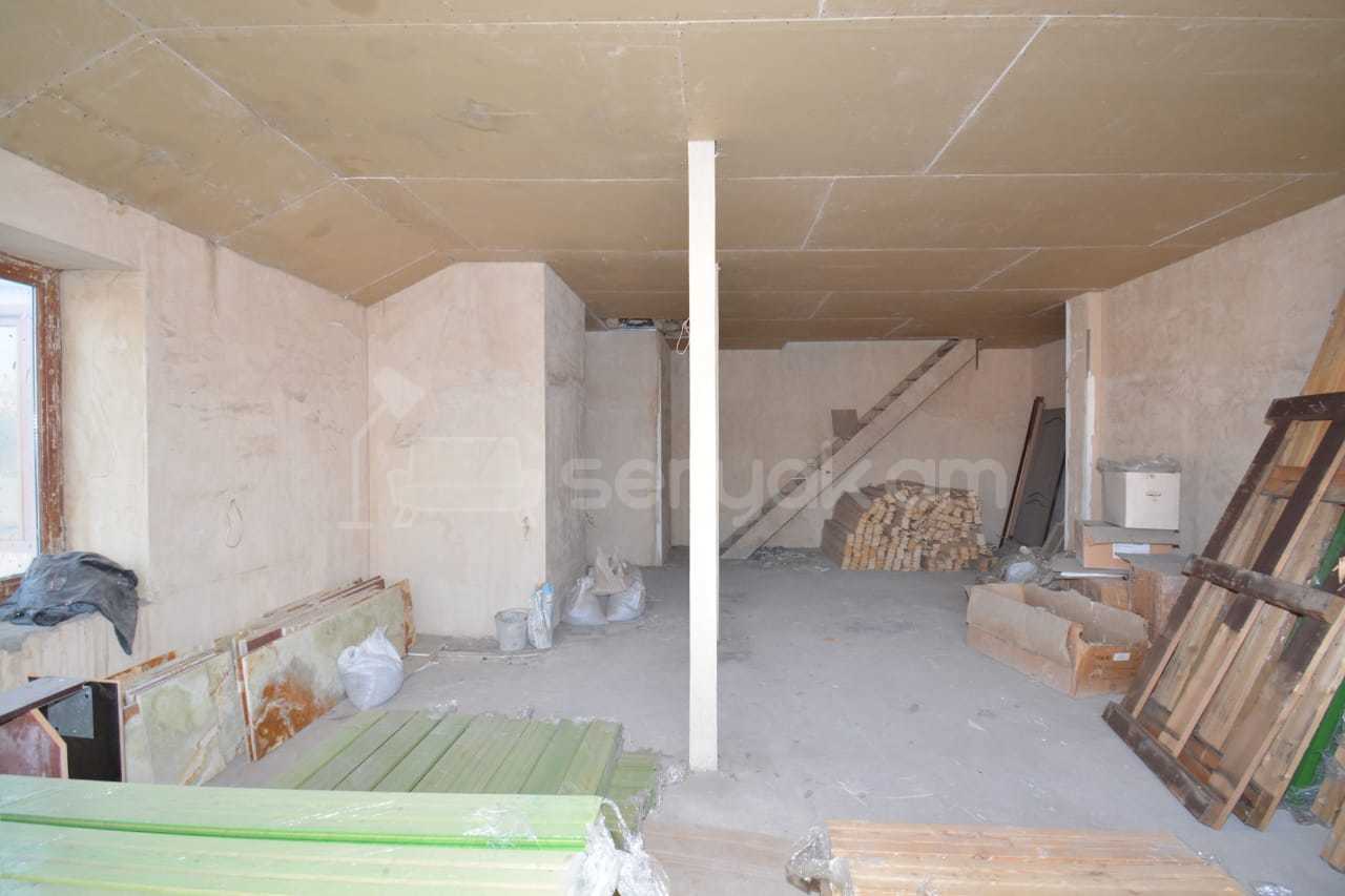 4 Սենյականոց Բնակարան Նորակառույցում, 144քմ, 8/8 հարկ, Զրոյական Վիճակում