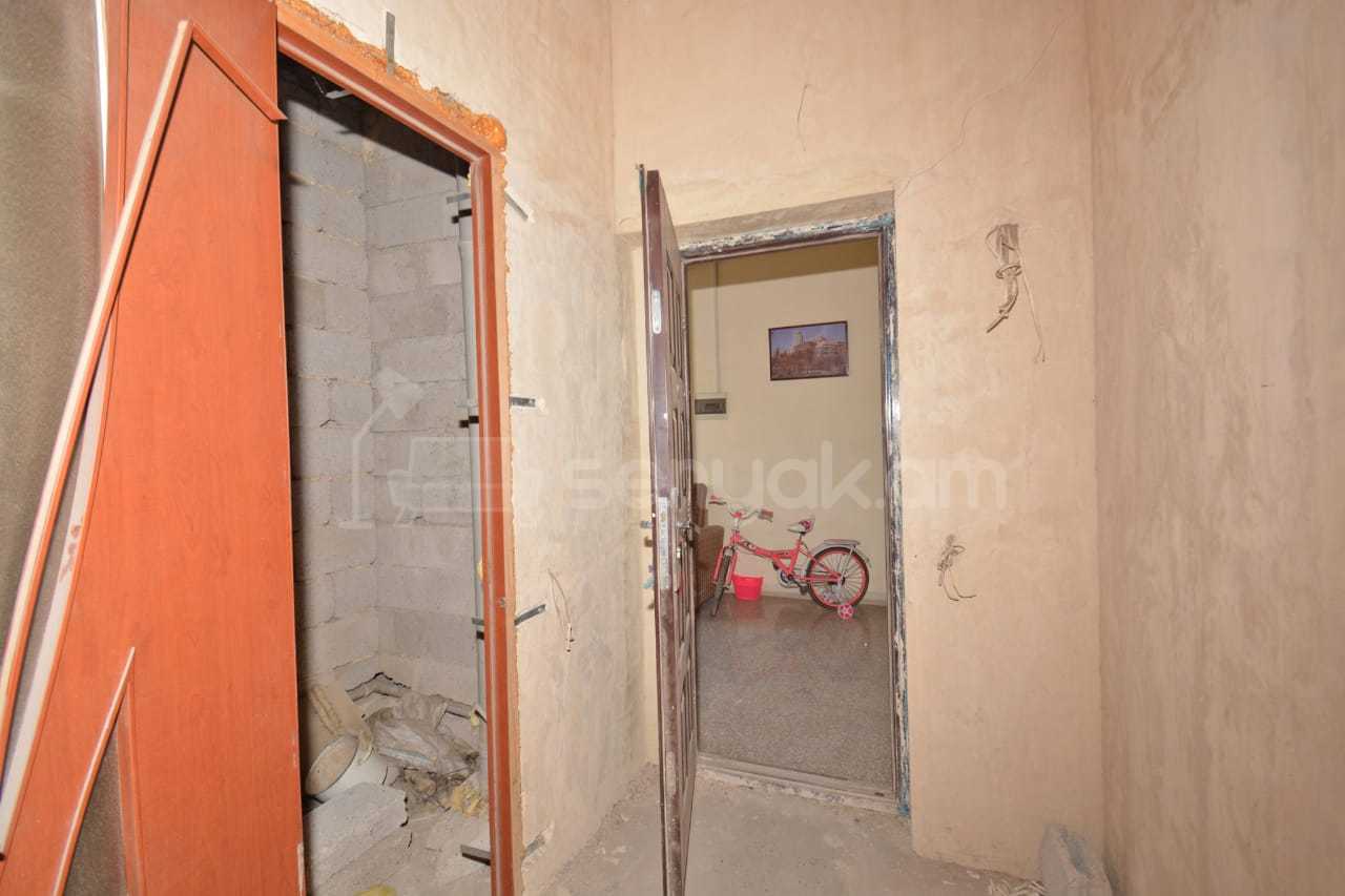 4 Սենյականոց Բնակարան Նորակառույցում, 144քմ, 8/8 հարկ, Զրոյական Վիճակում