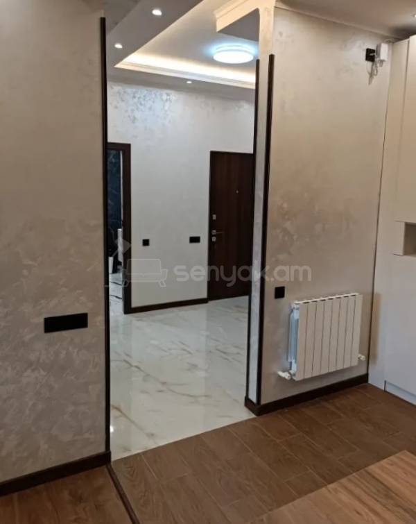 3 Սենյականոց Բնակարան Նորակառույցում, 74քմ, 8/18 հարկ, Կապիտալ Վերանորոգված, Կահավորված, Արևկող