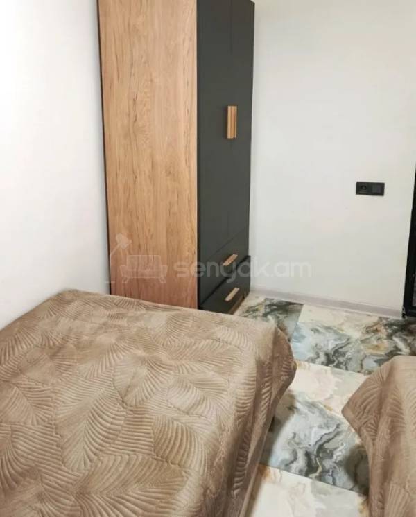 3 Սենյականոց Բնակարան, 73քմ, 3/5 հարկ, Դիզայներական Վերանորոգված, Կահավորված, Արևկող