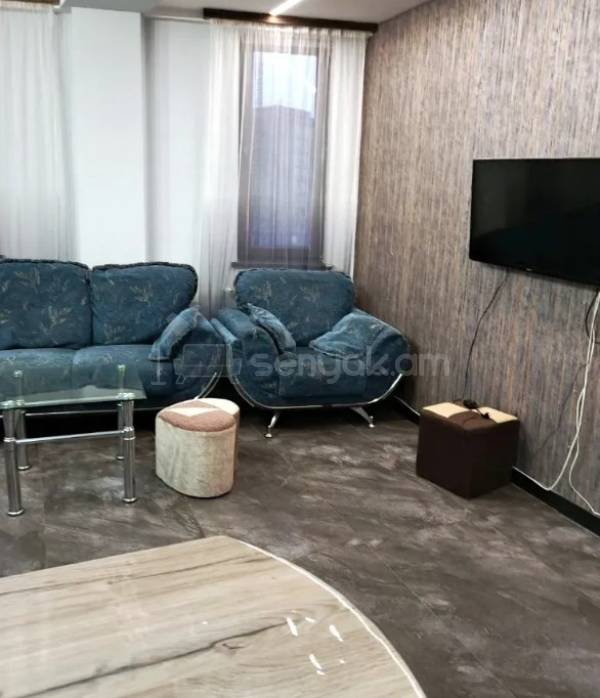 3 Սենյականոց Բնակարան, 73քմ, 3/5 հարկ, Դիզայներական Վերանորոգված, Կահավորված, Արևկող