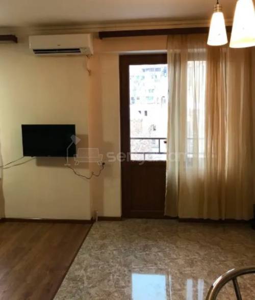 2 Սենյականոց Բնակարան Քարե Շենքում, 42քմ, 4/5 հարկ, Կոսմետիկ Վերանորոգված, Կահավորված, Արևկող