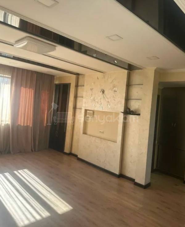 3 Սենյականոց Բնակարան, 73քմ, 3/9 հարկ, Կապիտալ Վերանորոգված, Կահավորված, Արևկող