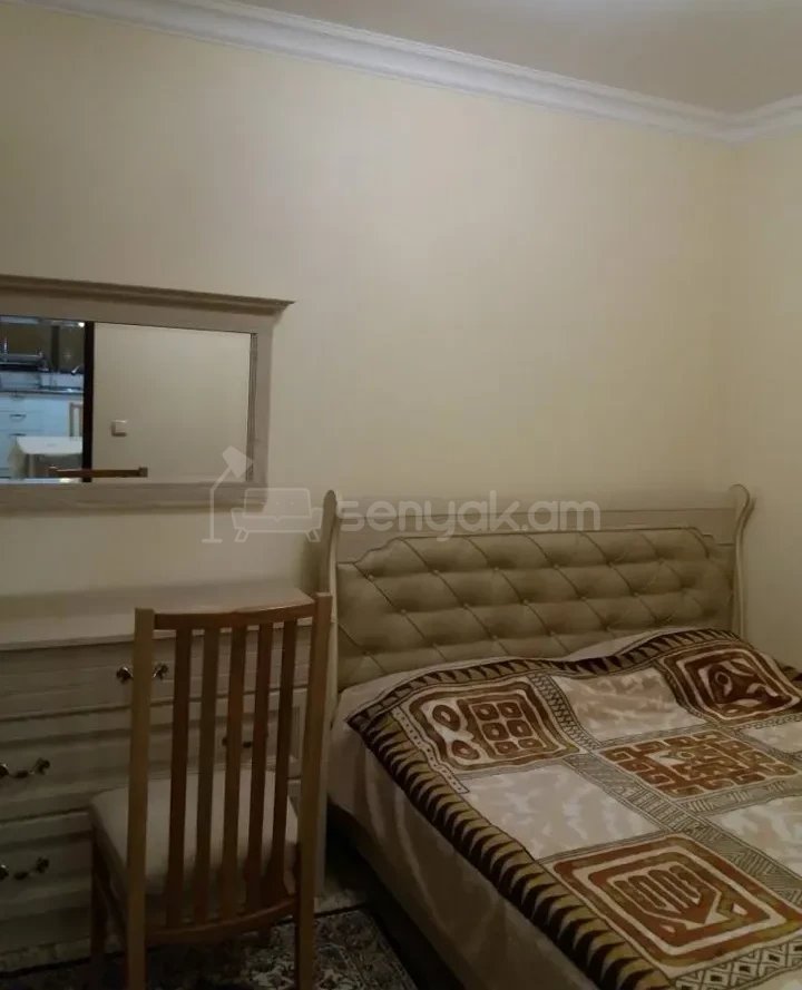 2 Սենյականոց Բնակարան Քարե Շենքում, 70քմ, 1/5 հարկ, Կապիտալ Վերանորոգված, Կահավորված, Արևկող