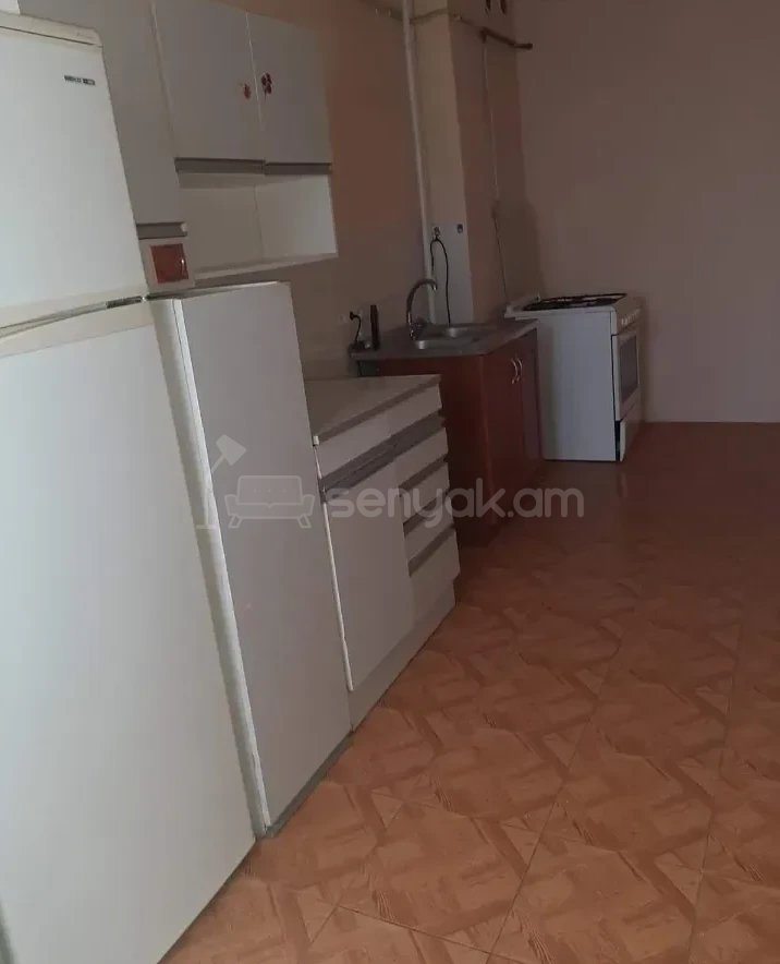 2 Սենյականոց Բնակարան, 64քմ, 4/9 հարկ, Կոսմետիկ Վերանորոգված, Մասամբ Կահավորված, Արևկող