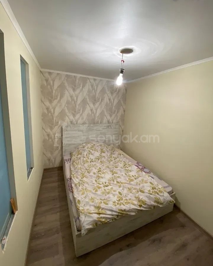 1 Սենյականոց Բնակարան, 30քմ, 2/4 հարկ, Կապիտալ Վերանորոգված, Կահավորված, Արևկող