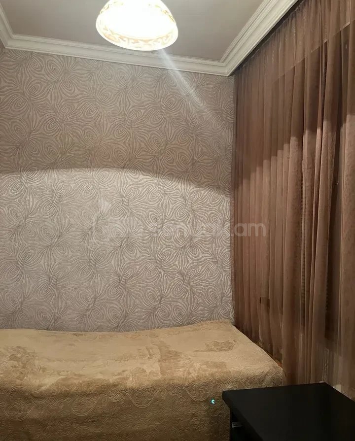 3 Սենյականոց Բնակարան Քարե Շենքում, 73քմ, 5/5 հարկ, Կոսմետիկ Վերանորոգված, Կահավորված