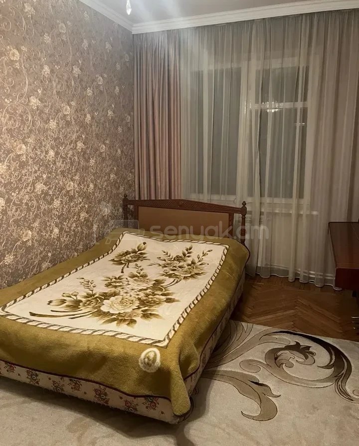 3 Սենյականոց Բնակարան Քարե Շենքում, 73քմ, 5/5 հարկ, Կոսմետիկ Վերանորոգված, Կահավորված
