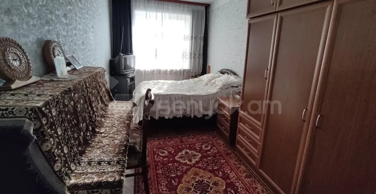 3 Սենյականոց Բնակարան Քարե Շենքում, 70քմ, 5/5 հարկ, Կապիտալ Վերանորոգված, Կահավորված, Արևկող