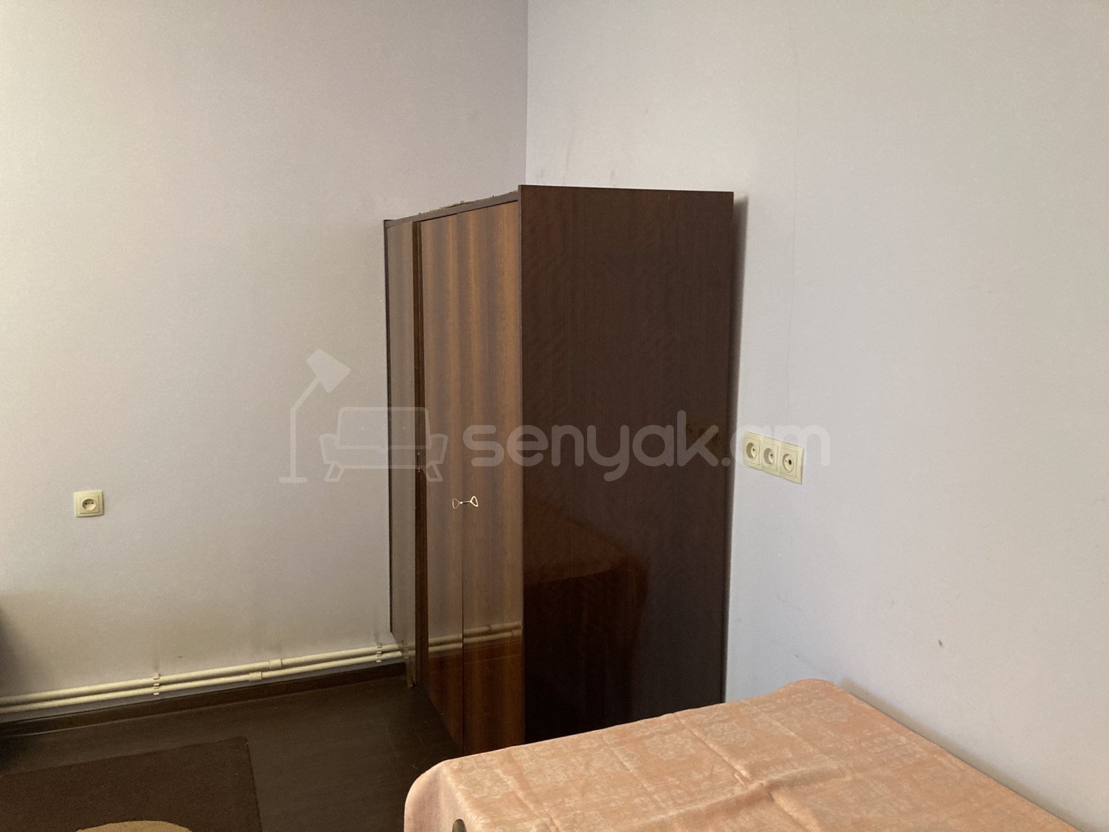 3 Սենյականոց Բնակարան Քարե Շենքում, 80քմ, 1/5 հարկ, Կոսմետիկ Վերանորոգված, Կահավորված, Արևկող