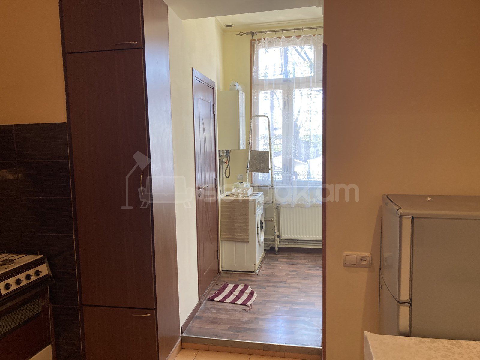 3 Սենյականոց Բնակարան Քարե Շենքում, 80քմ, 1/5 հարկ, Կոսմետիկ Վերանորոգված, Կահավորված, Արևկող
